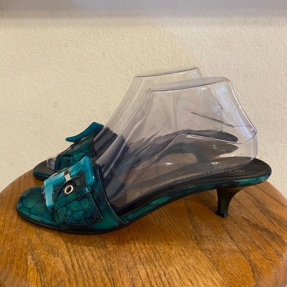 Donald J. Pliner Kazia Snakeskin Kitten Heel Buckle Sandal,TURQUOISE/BLK,S8 1/2N - Picture 5 of 13